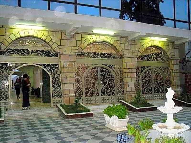 Hotel Emir