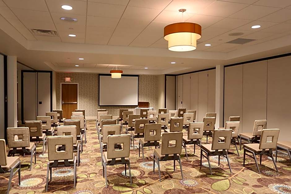 Holiday Inn Morgantown - University Area By IHG