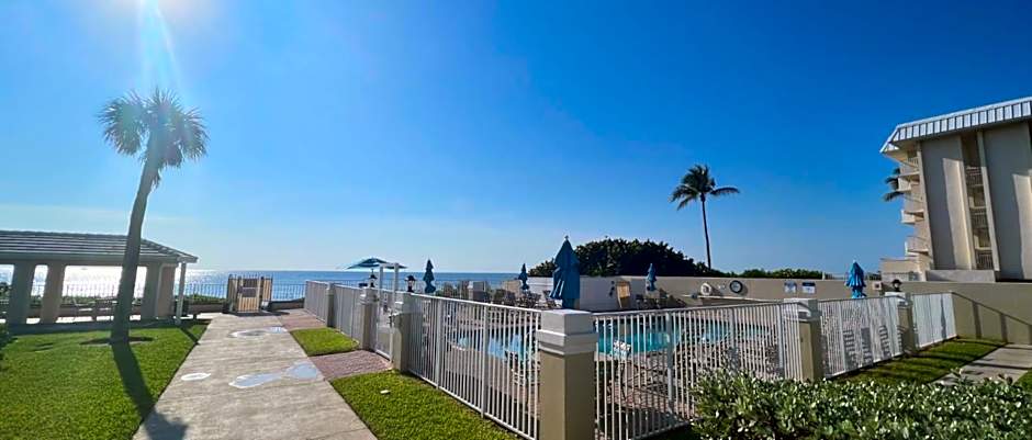 Gulfstream Manor