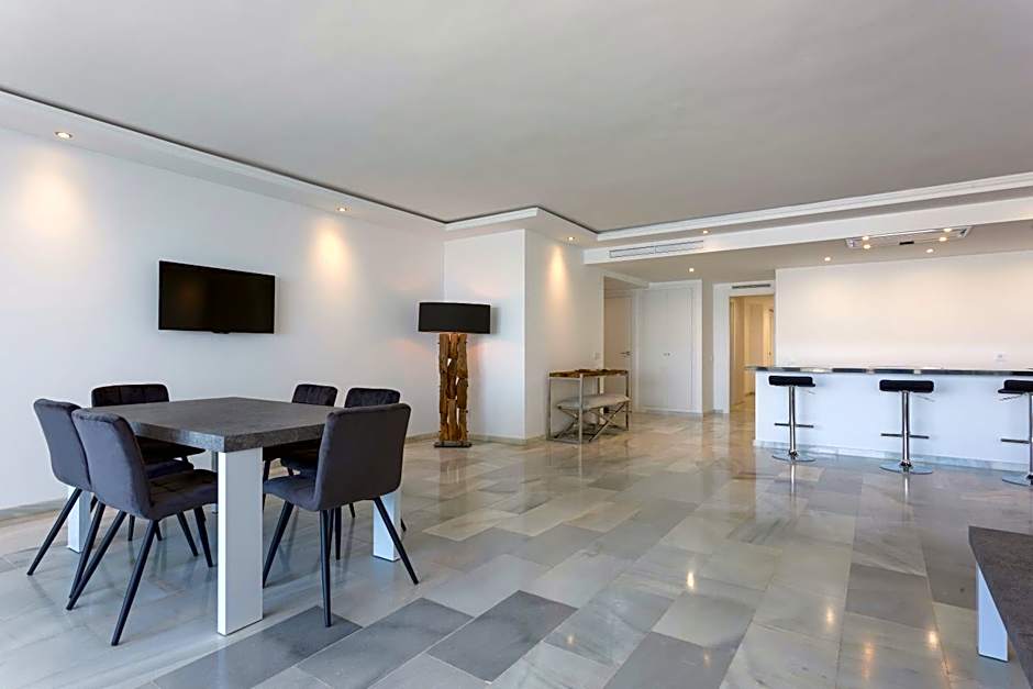 B51 Executive Flats Marbella