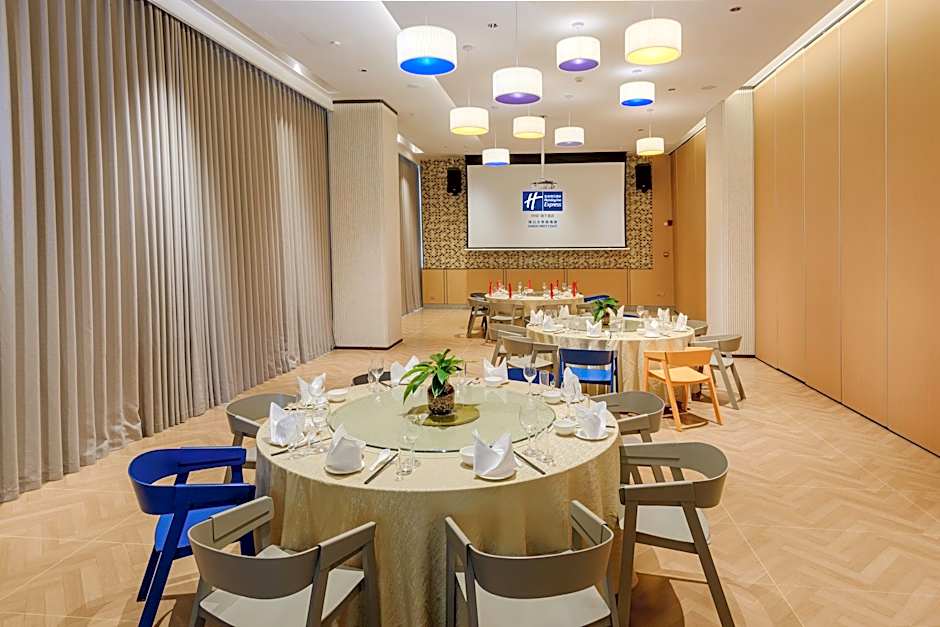 Holiday Inn Express Haikou West Coast By IHG