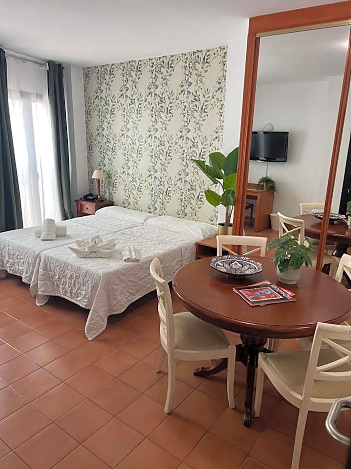 I AM La Posada Hotel and Apartment