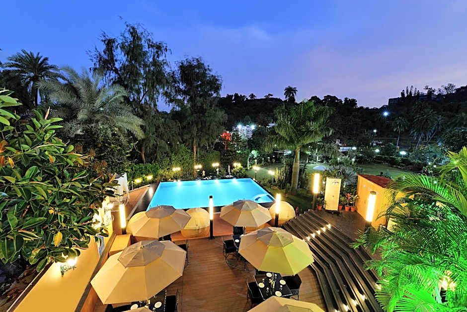 Chacha Inn - The Garden Retreat