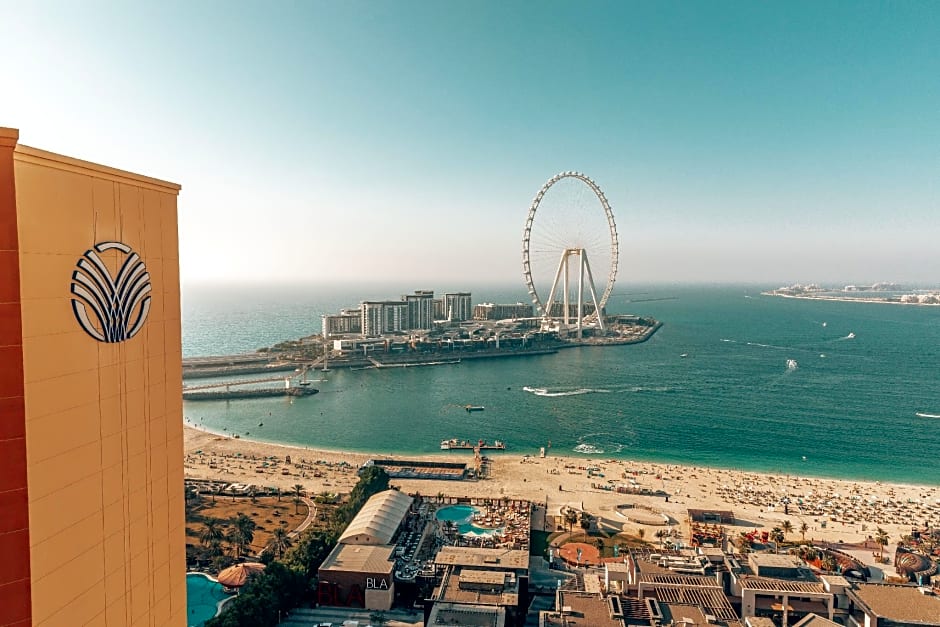 Photo 1 of 118 of Amwaj Rotana Jumeirah Beach