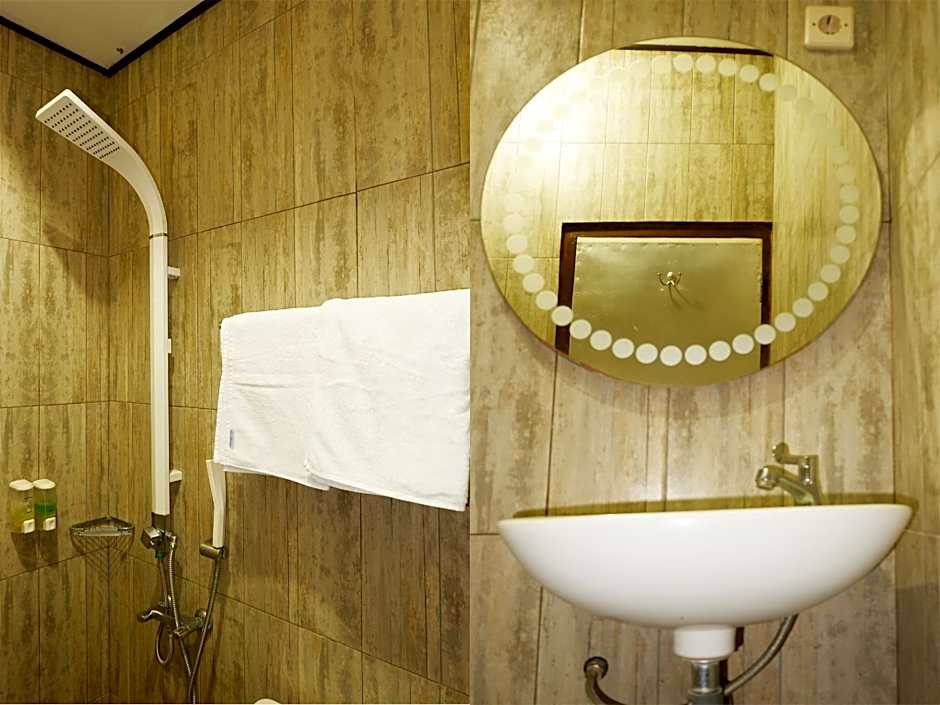 Hotel O Cemara's Homestay