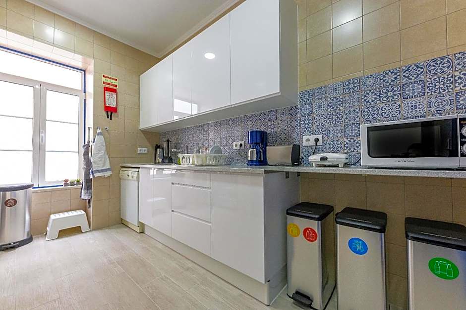 Help Yourself Hostels - Parede