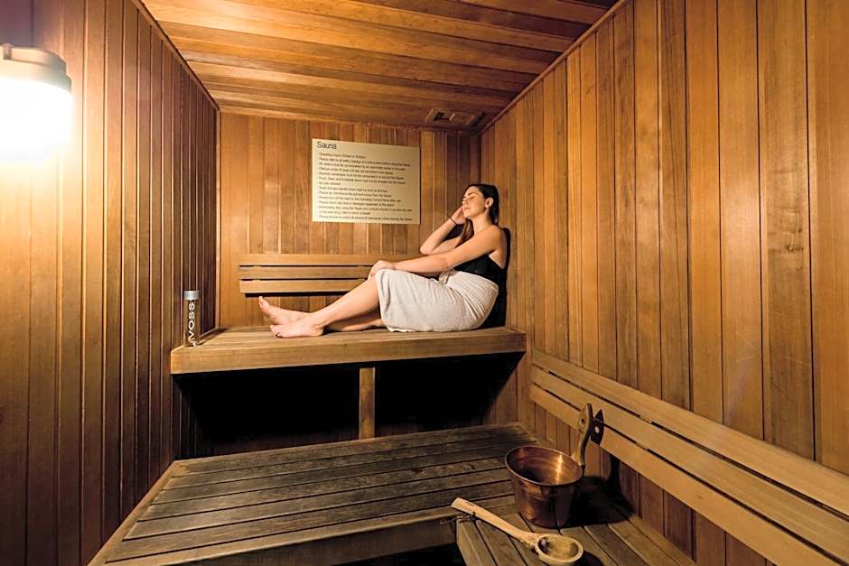 Oaks Ipswich Aspire Suites