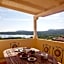 Baia de Bahas Residence