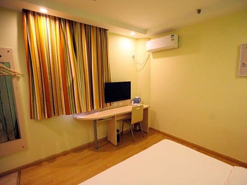 7Days Inn Ningbo Tianyi Square Zhongshan Mansion