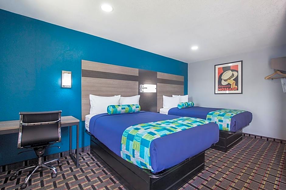 Knights Inn & Suites Salem, IN