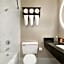 Surfbreak Virginia Beach Oceanfront, an Ascend Collection Hotel
