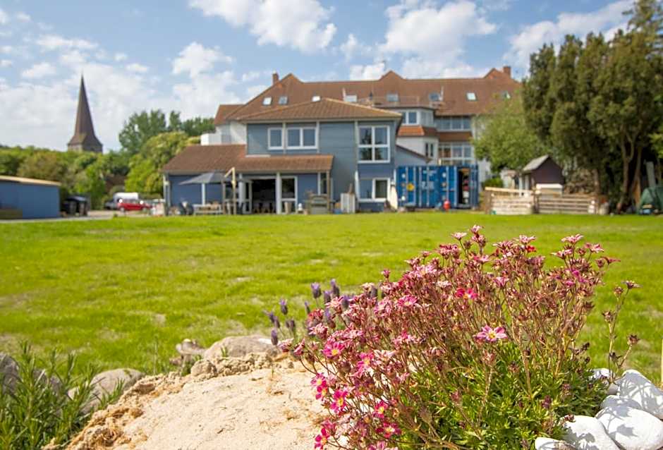 Hostel oder Ferienwohnung 1-16 Personen im BLAUEN HAUS