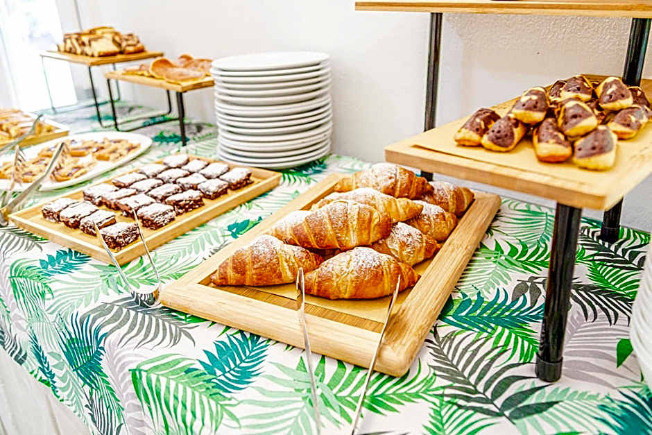 Hotel Rio Beach & Breakfast
