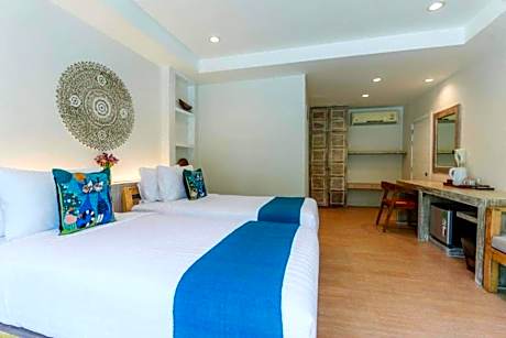 Premium Deluxe Twin Room