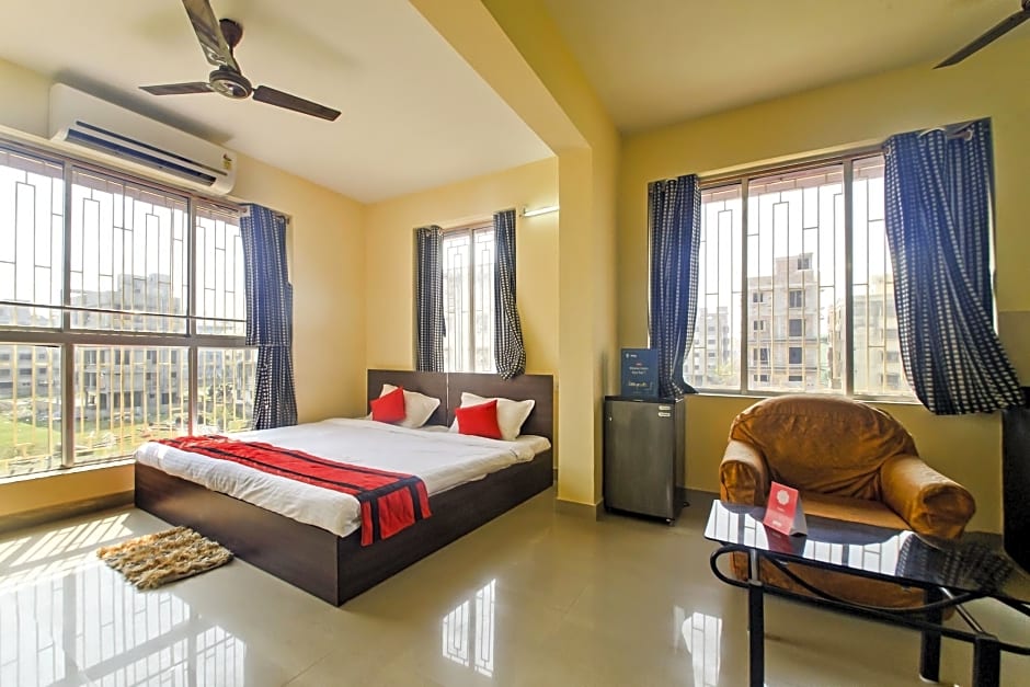 8125 near DLF IT Park