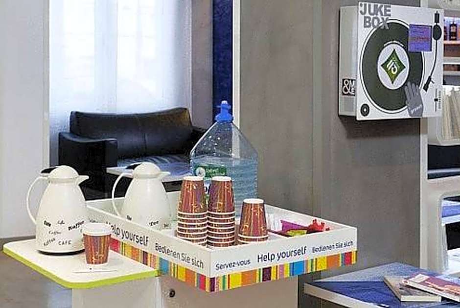 Ibis Styles Paris Tolbiac Bibliotheque