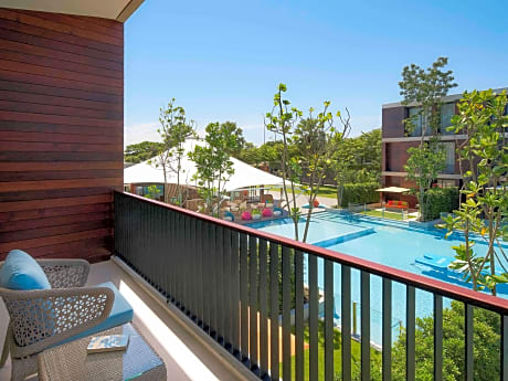 SO FAMILY SUITE , 1 King Bed, Kid's Room, Signature Pool View, SO Nature Design