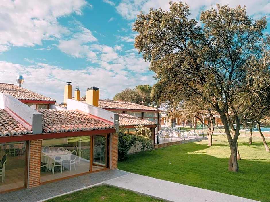 Hotel Restaurante El Montico