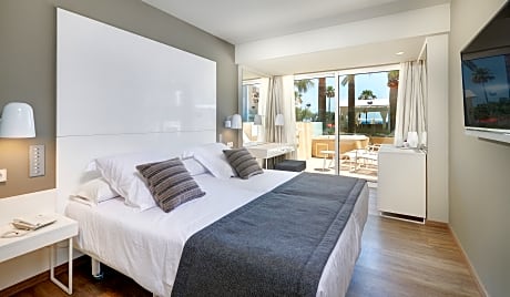 DOUBLE OR TWIN SUPERIOR WITH BALCONY