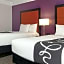 La Quinta Inn & Suites by Wyndham Ontario Airport