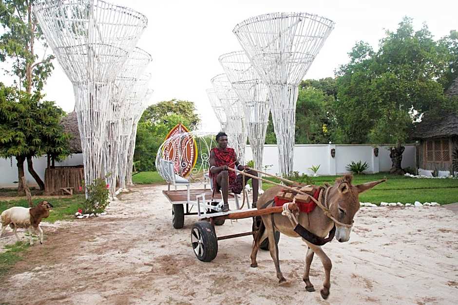 Antonio Beach Tree House Hotel & Spa