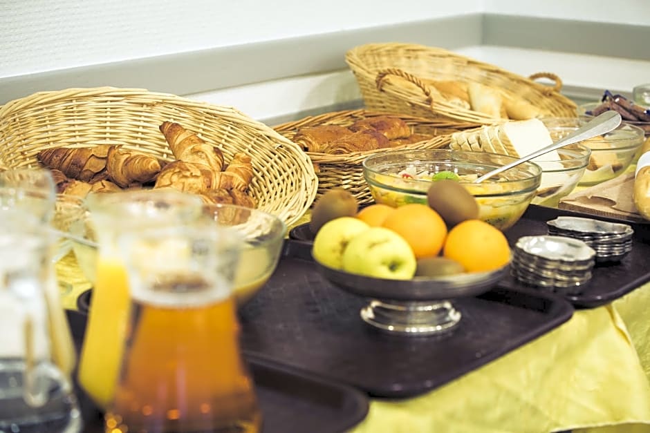 Notre Dame De France