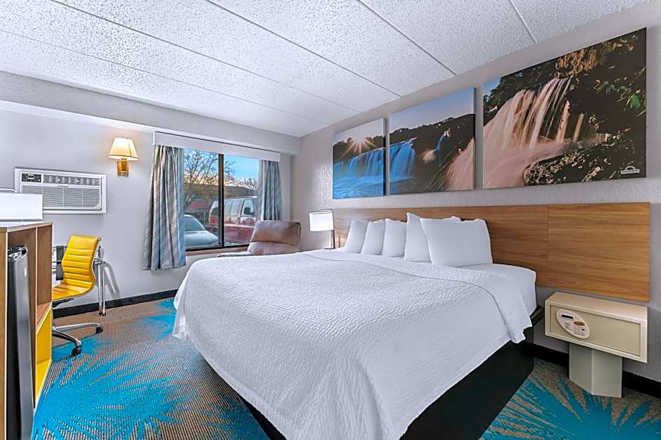 Days Inn by Wyndham Sioux Falls