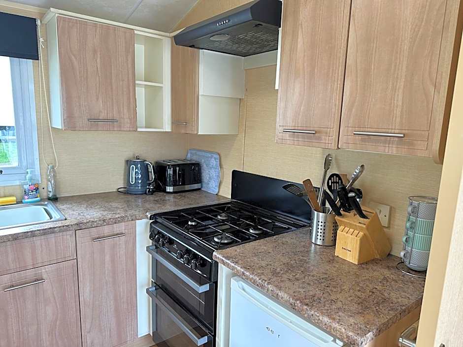 Newquay Bay Porth Caravan - 8 Berth