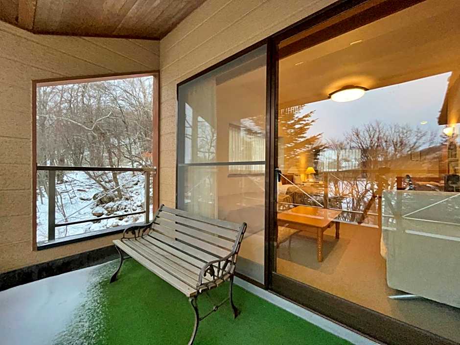 ペンション湖風 KOFU a lodging accommodation