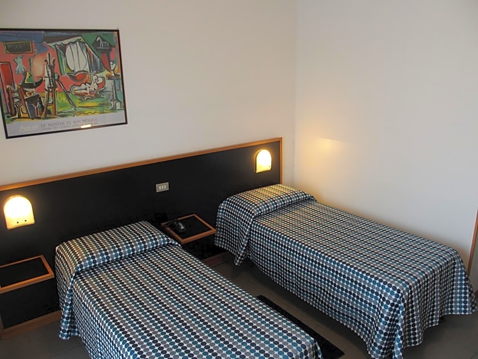 Hotel Eden