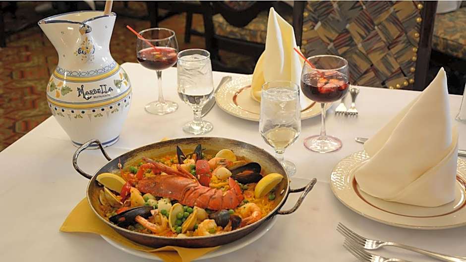 Adria Hotel And Conference Center