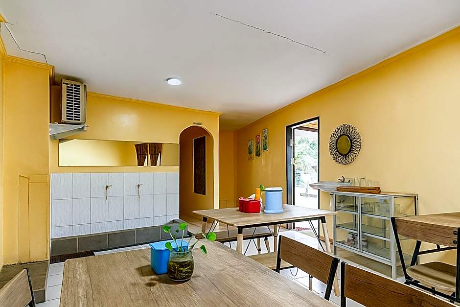 Namirah Syariah Guesthouse Balikpapan RedPartner