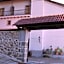 Hotel Cinco Castanos