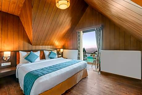 2 Bed Room Family Suite with Valley View and Balcony
