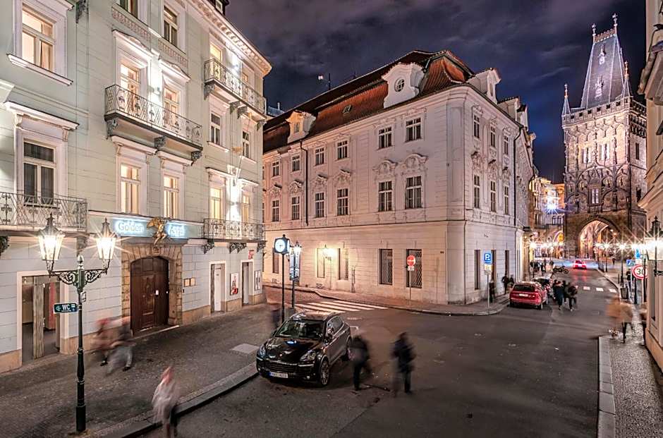 Golden Angel Suites by Adrez