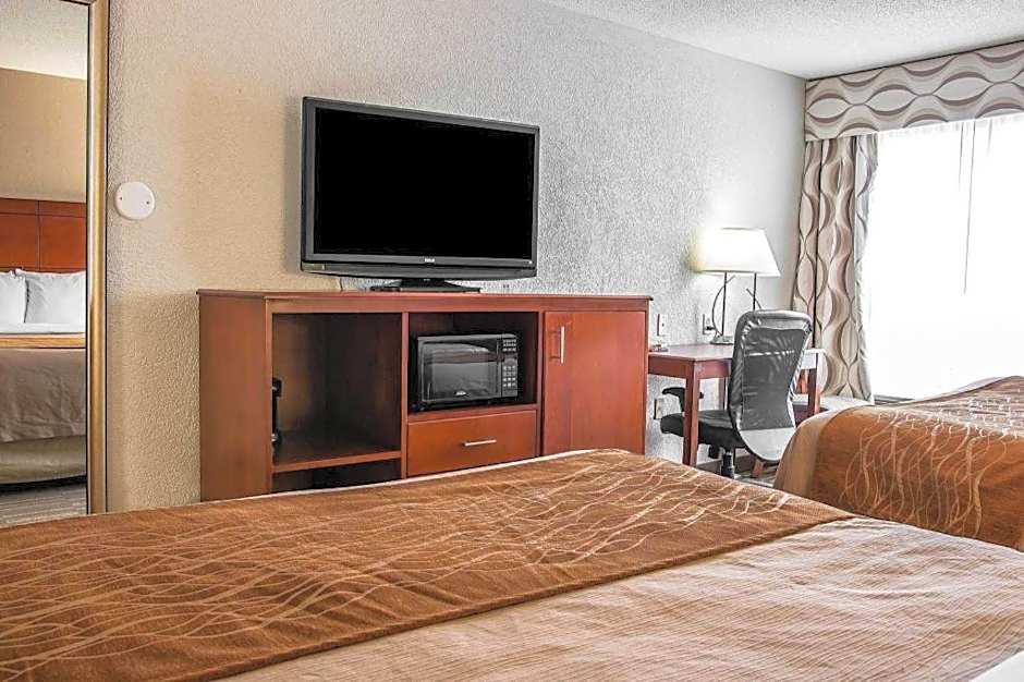 Comfort Inn & Suites University South