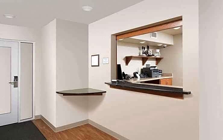 WoodSpring Suites Springfield