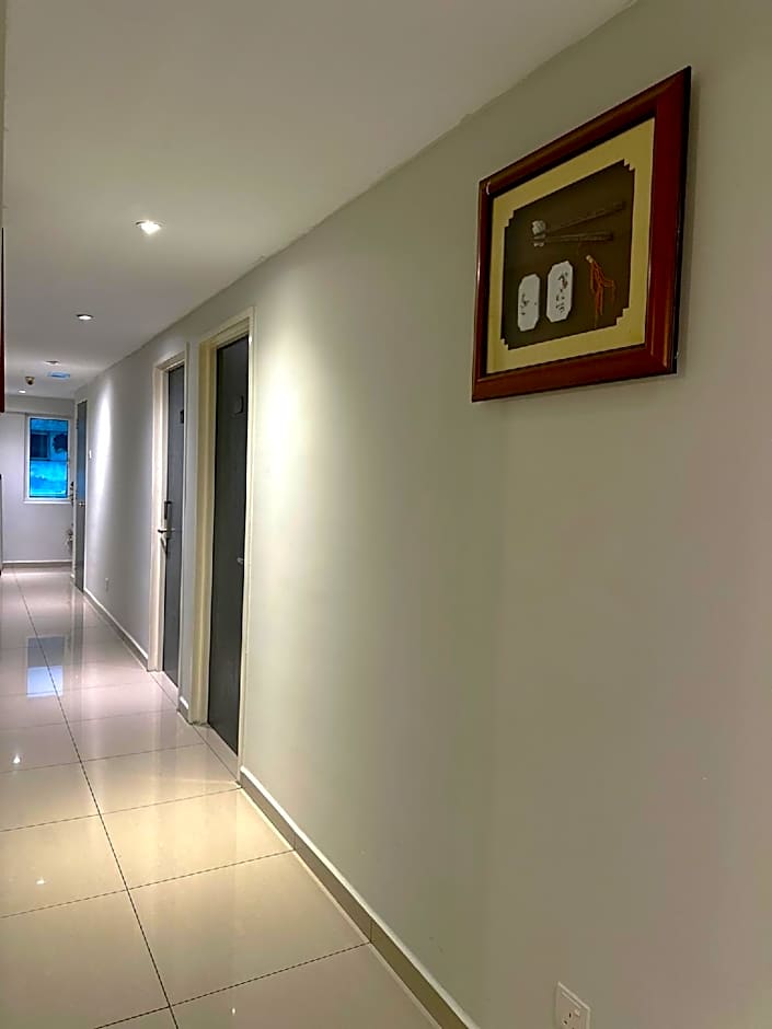 De UPTOWN Hotel @ SS2