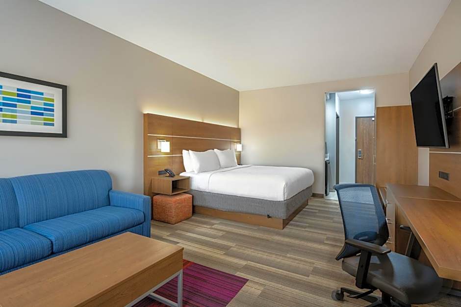 Holiday Inn Express and Suites Gilbert Mesa Gateway Airport By IHG