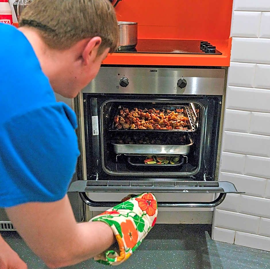 Galway City Hostel - Solo Traveller Hostel