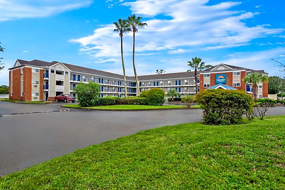 Suburban Studios Stuart near Federal Hwy 1