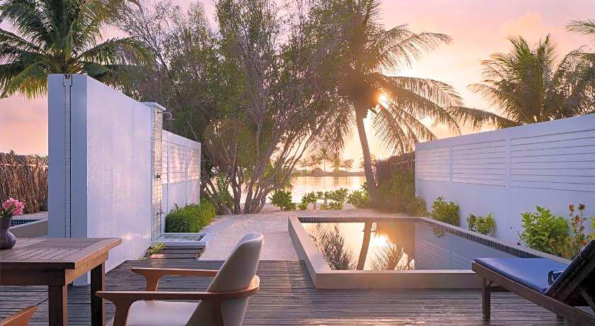 Villa Nautica Paradise Island Resort