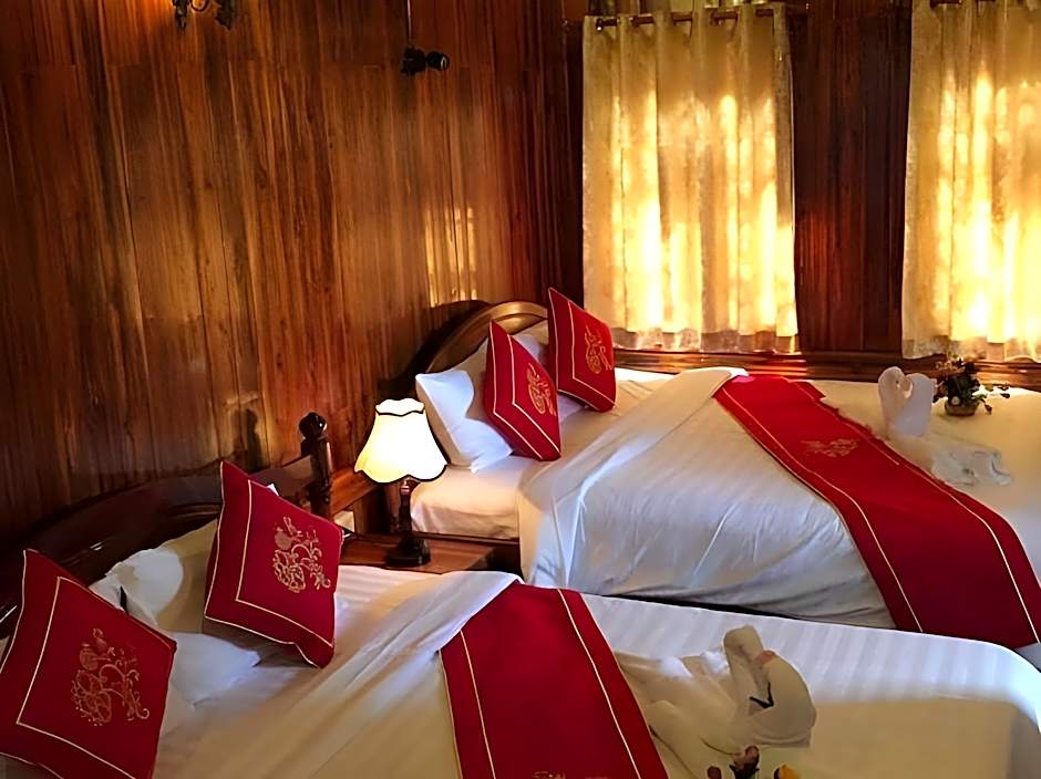 Soutikone Place House 2