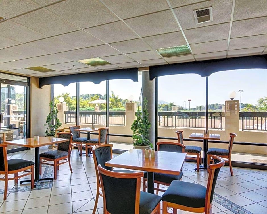 Quality Inn Troutville - Roanoke North