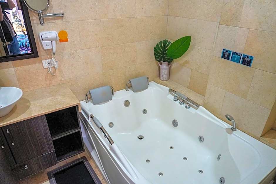Hotel Bolivariana Plaza Medellin