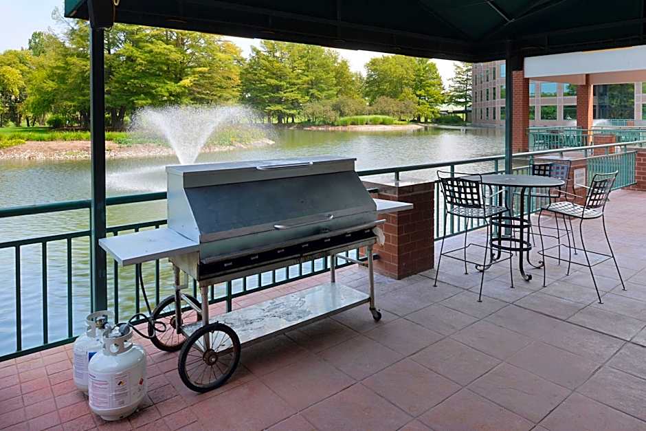 Elimwood Hotel, A Ramada by Wyndham