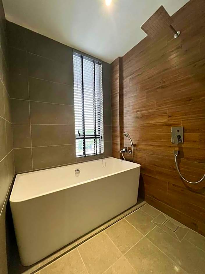 MIYABI HOTEL PERMAS