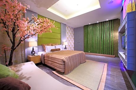 Deluxe Double Room with Bath