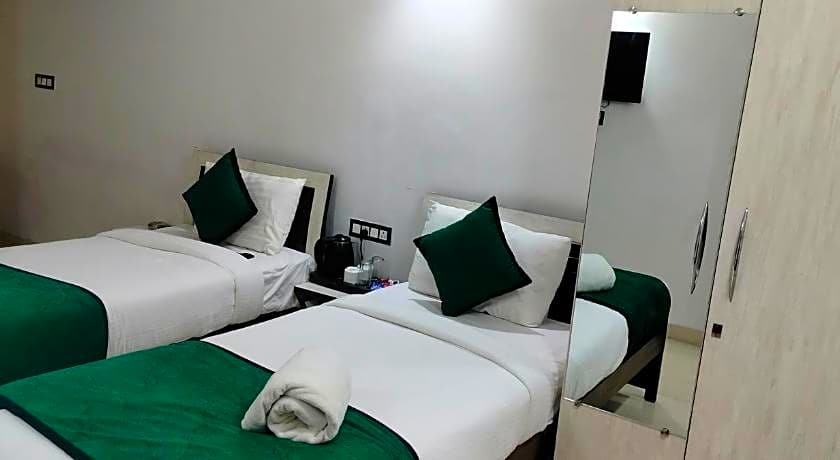 Hotel Aman Residency