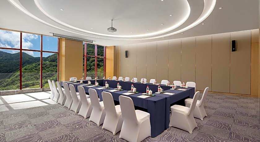 Crowne Plaza Zhoushan Seaview By IHG